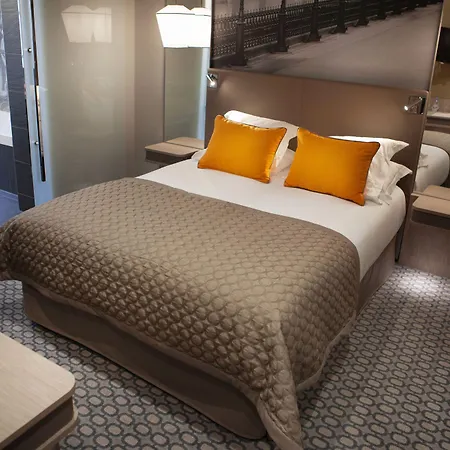 La Lanterne & By Timhotel Paris