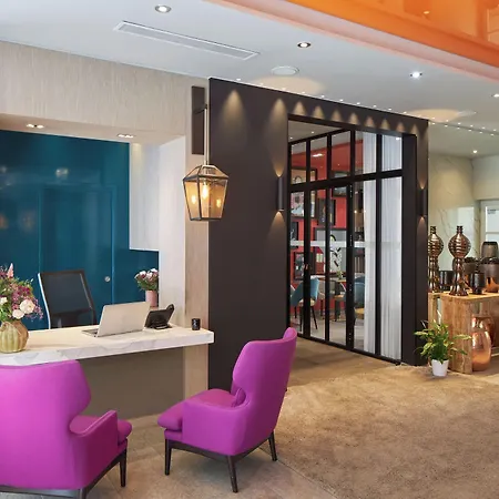 La Lanterne & By Timhotel 4* Paris