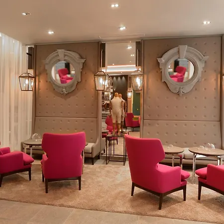 Hotel La Lanterne 4*