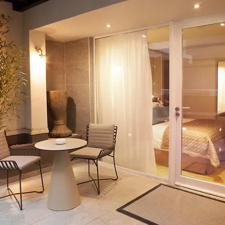 La Lanterne 4*