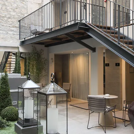 Hotel La Lanterne 4*
