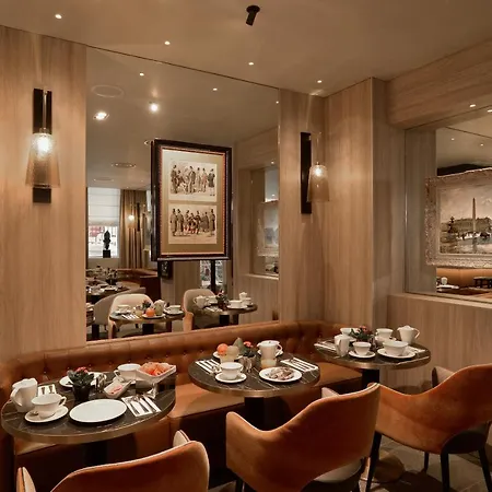 La Lanterne 4* Parigi